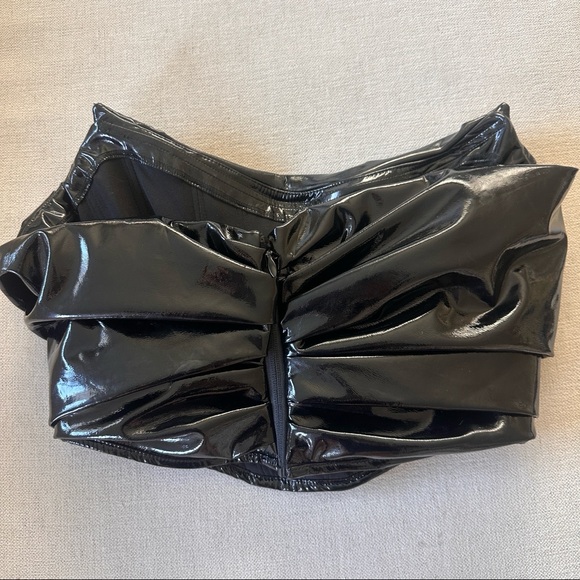 House of CB Black Patent Boned Corset - Picture 9 of 13